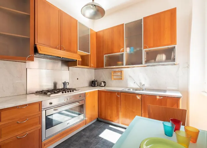 Campo De Fiori Large And Beautiful Appartement