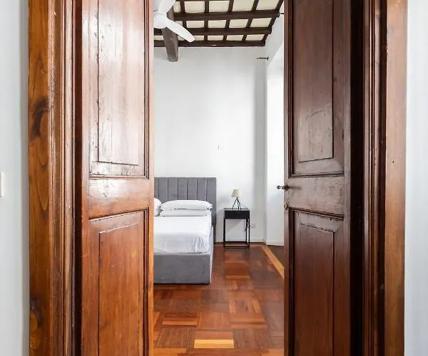 Campo De Fiori Large And Beautiful Appartement *